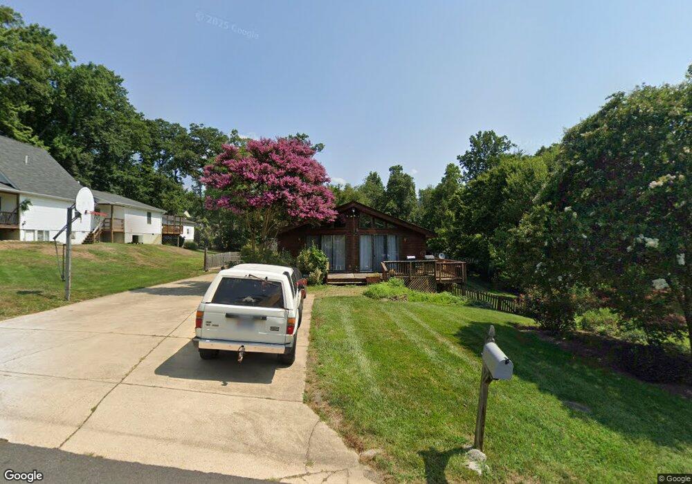 9026 Igoe St, Lorton, VA 22079 - photo 1