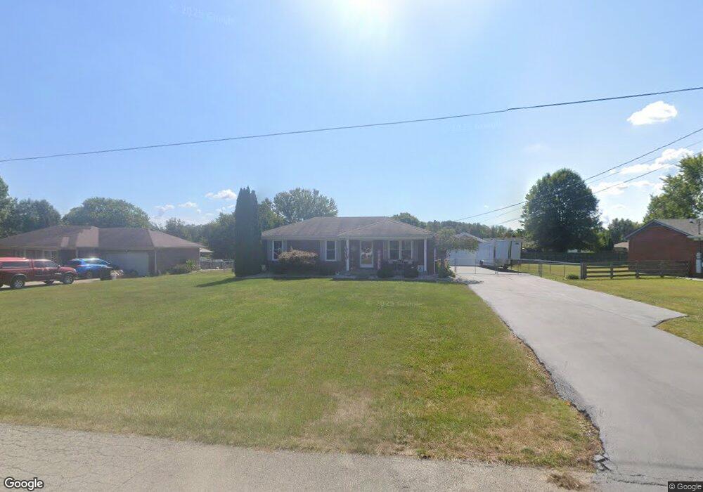 476 Harrison Cir, Mount Washington, KY 40047 - photo 1