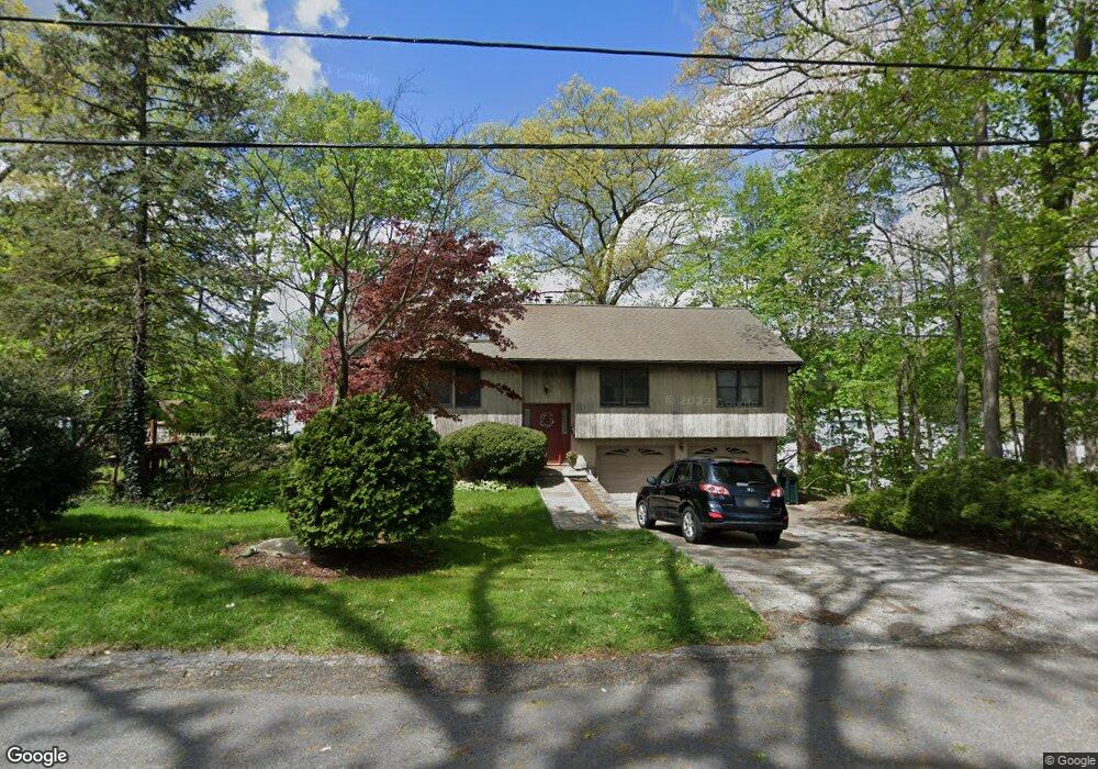 405 Warren Ave, Hawthorne, NY 10532 - photo 1