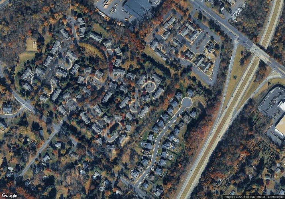 131 Blackfriars Cir unit 98, Doylestown, PA 18901 - photo 1