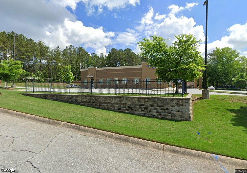 130 Parkwood Cir, Carrollton, GA 30117 - photo 1