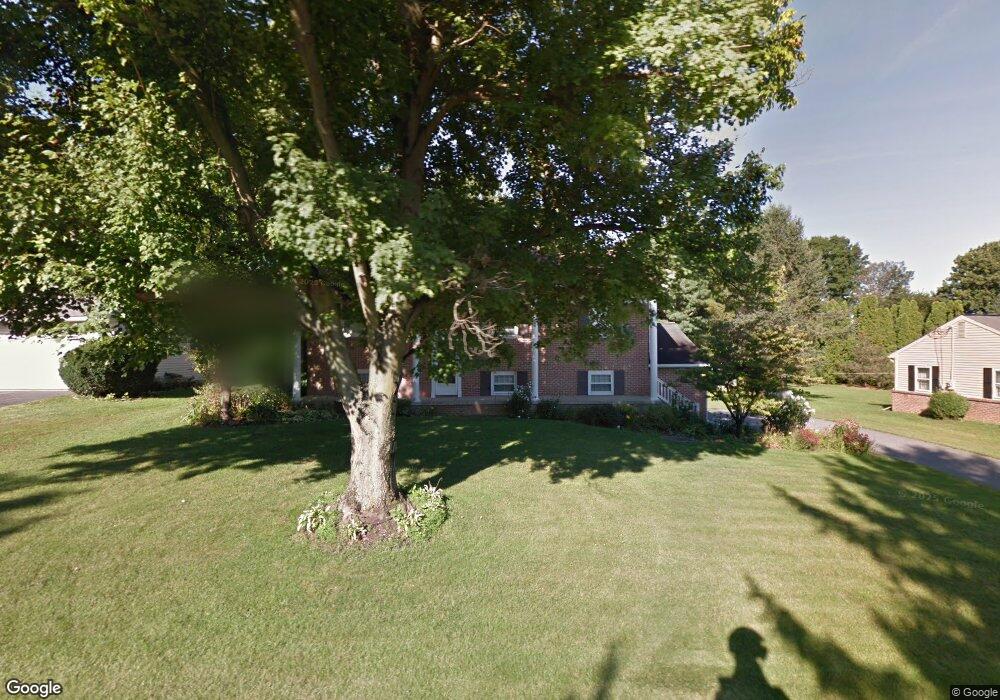 106 Meadow View Dr, Leola, PA 17540 - photo 1