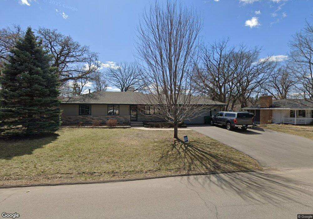 14711 Karyl Dr, Minnetonka, MN 55345 - photo 1