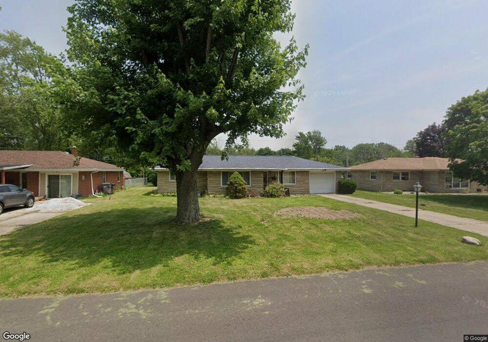 718 Phillips Dr, Anderson, IN 46012 - photo 1