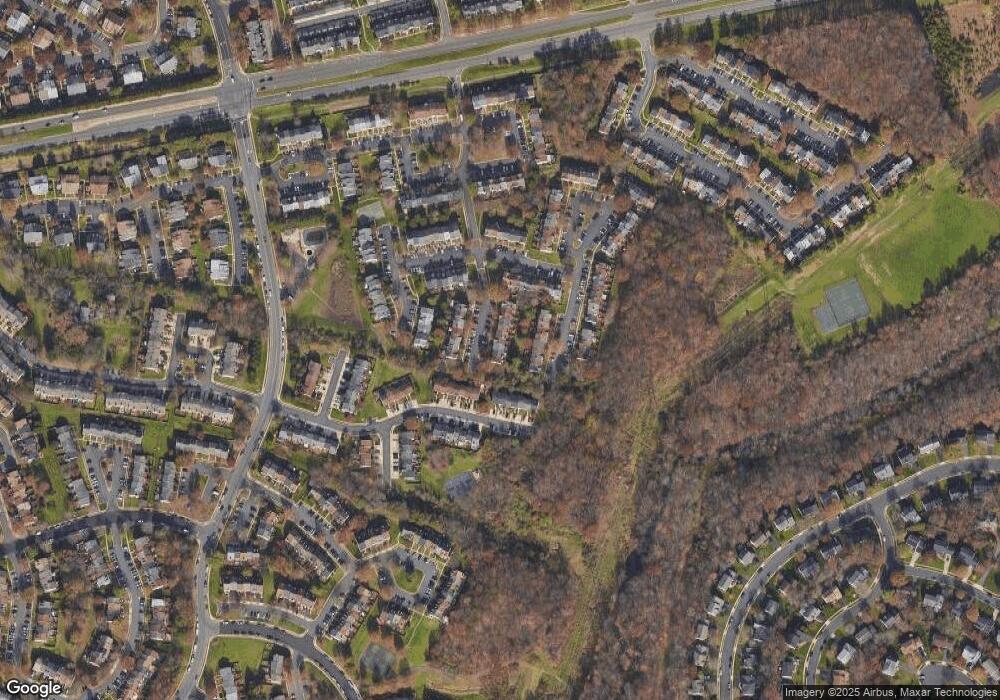 6215 William Mosby Dr, Centreville, VA 20121 - photo 1