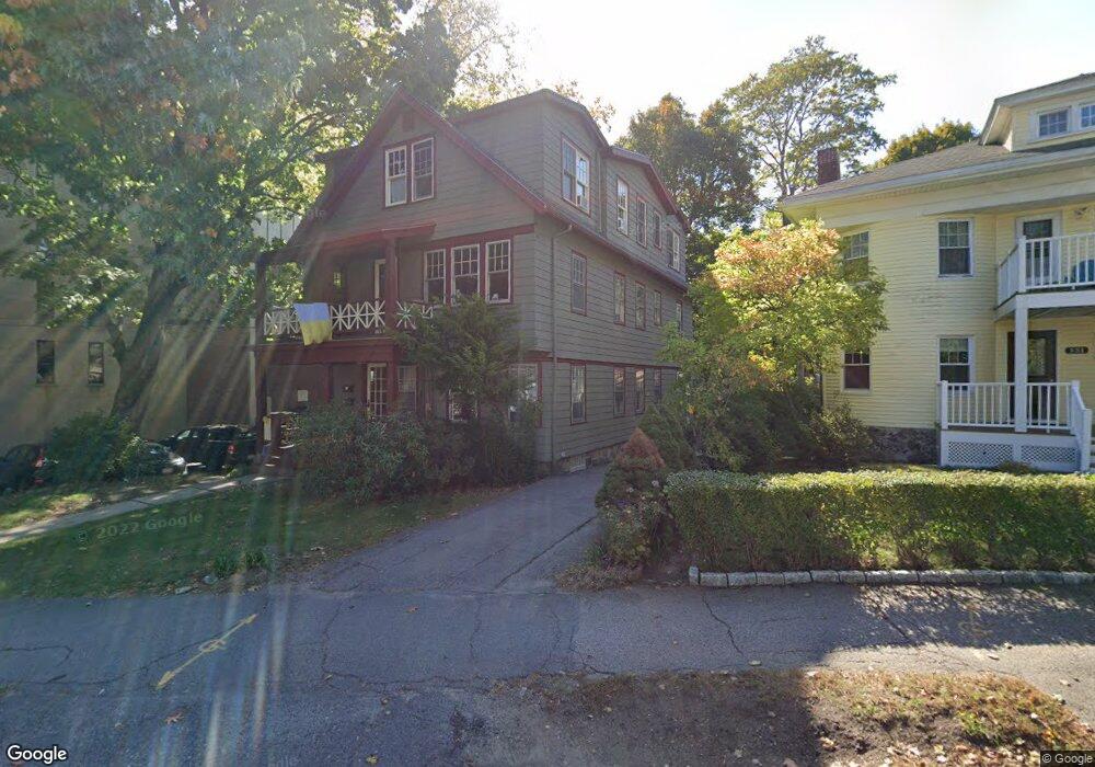 135 Sumner Rd, Brookline, MA 02445 - photo 1