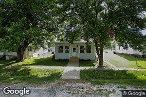 306 N Walnut St, Bowen, IL 62316