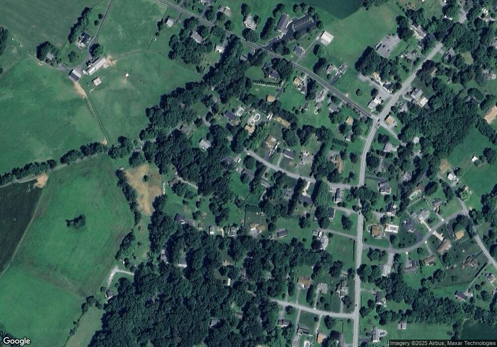 609 Blankner Rd, Sykesville, MD 21784 - photo 1