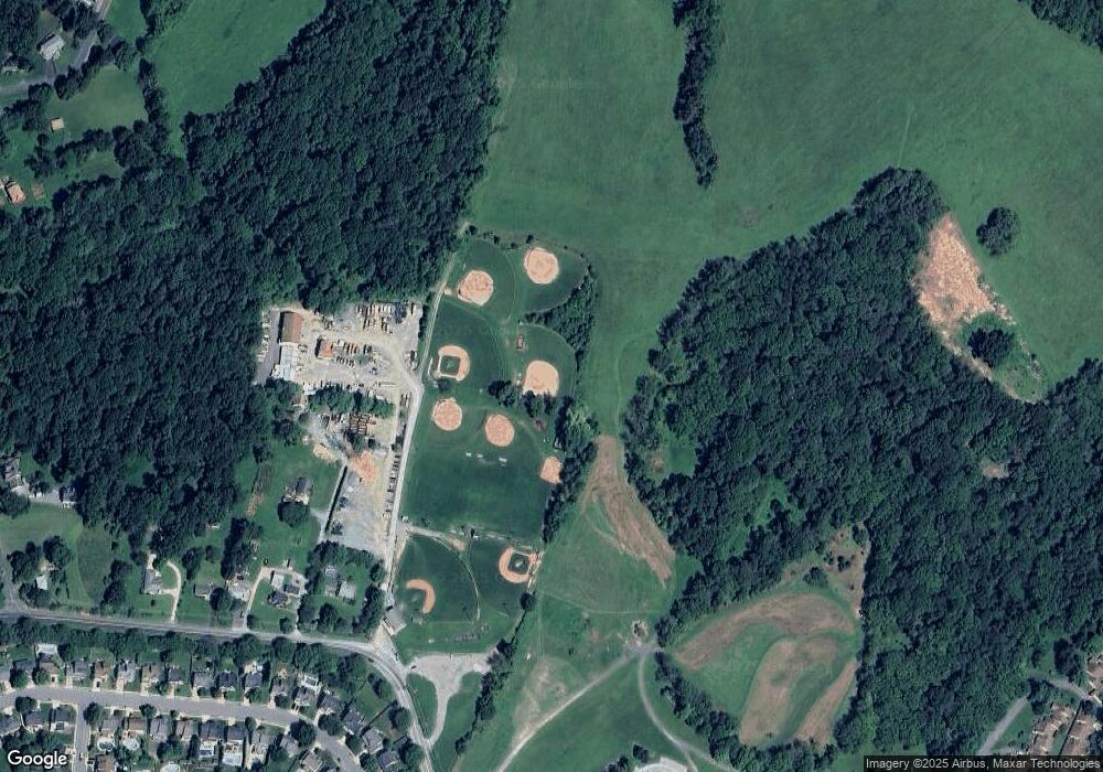 550 Obrecht Rd, Sykesville, MD 21784 - photo 1