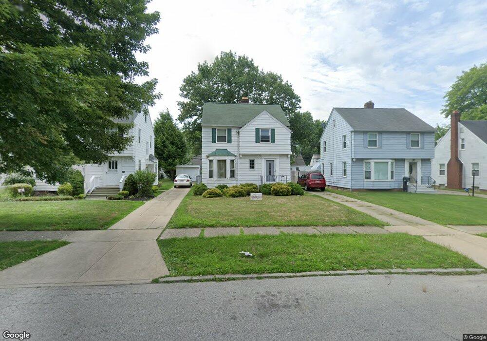 18404 Maple Heights Blvd, Maple Heights, OH 44137 - photo 1