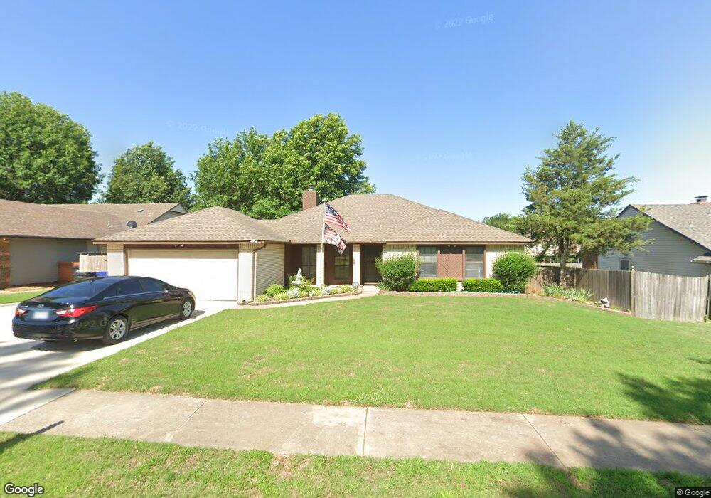 304 S Hemlock Ave, Broken Arrow, OK 74012 - photo 1