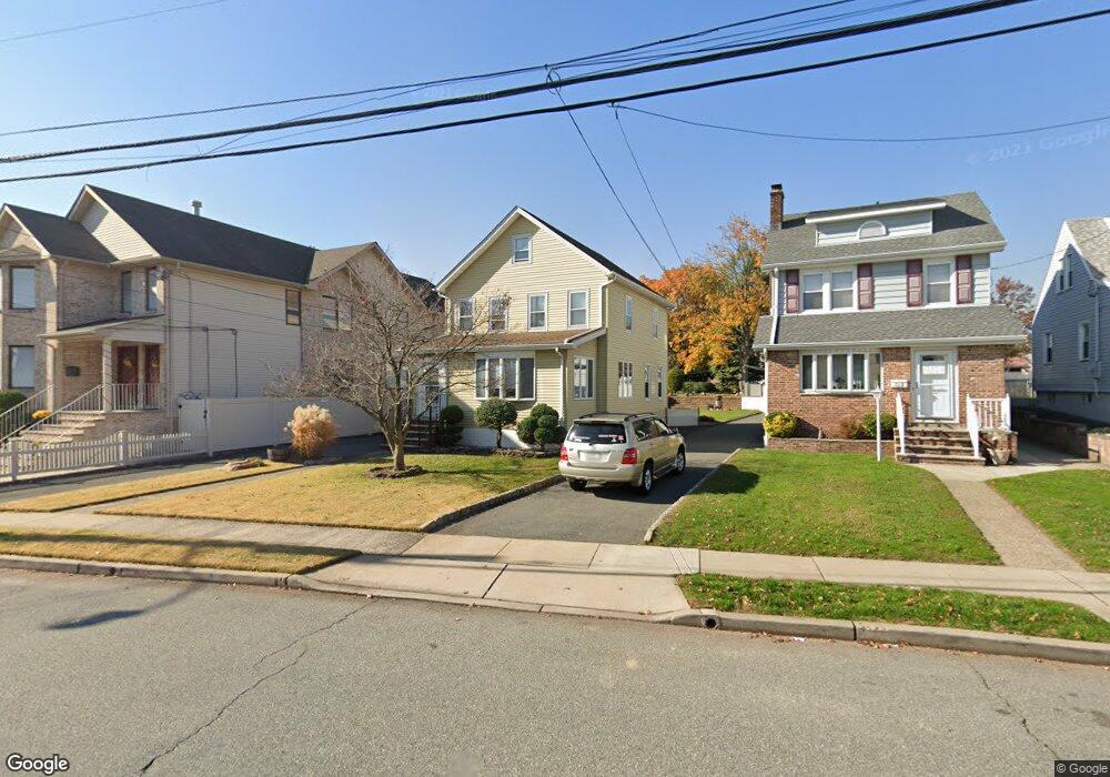 31 Delafield Ave, Lyndhurst, NJ 07071 - photo 1