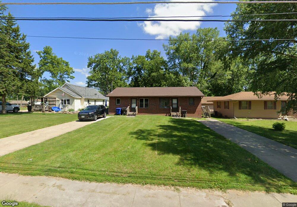 1518 E Lacona Ave, Des Moines, IA 50320 - photo 1