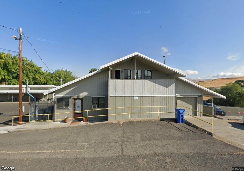 3339 E 13th St, the Dalles, OR 97058 - photo 1