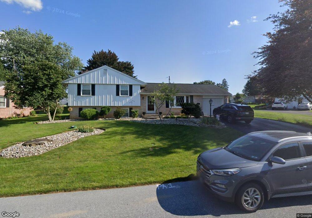 294 Highview Dr, Leola, PA 17540 - photo 1