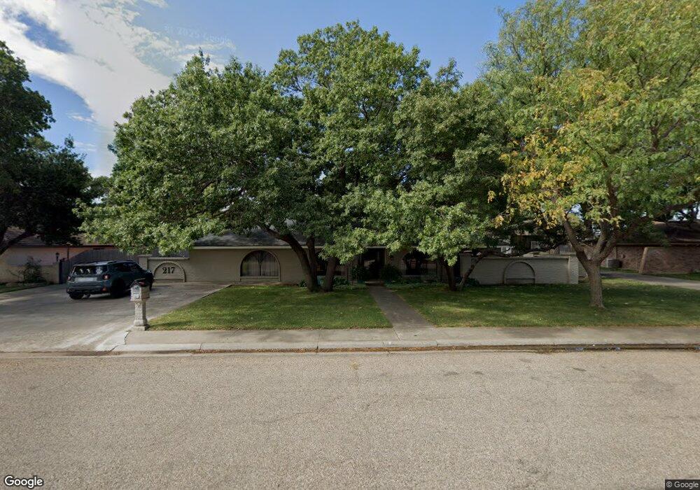 217 Carson Ave, Dumas, TX 79029 - photo 1