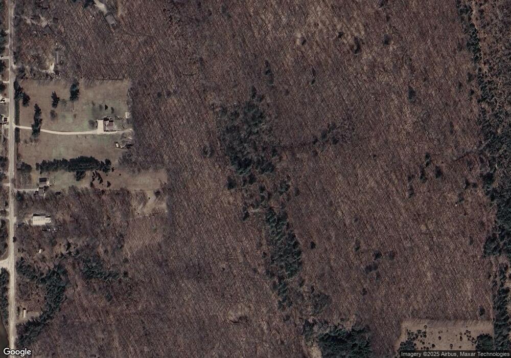 8184 Shrigley Rd, Charlevoix, MI 49720 - photo 1