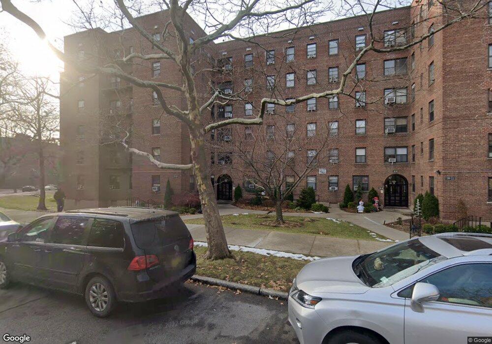 2808 141st St unit 4A, Flushing, NY 11354 - photo 1