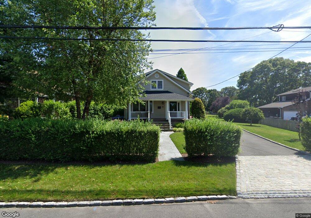 180 Academy St, Bayport, NY 11705 - photo 1
