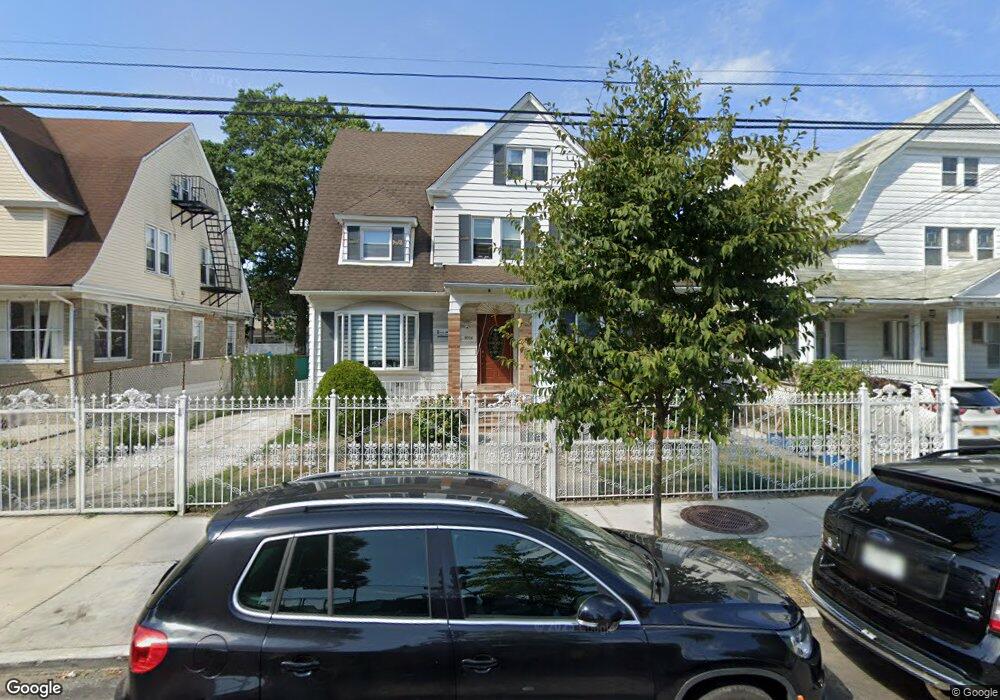 8914 113th St, Richmond Hill, NY 11418 - photo 1