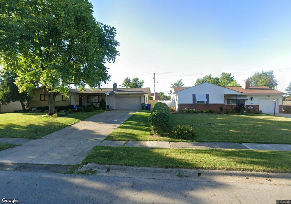 1482 Fahlander Dr N, Columbus, OH 43229 - photo 1