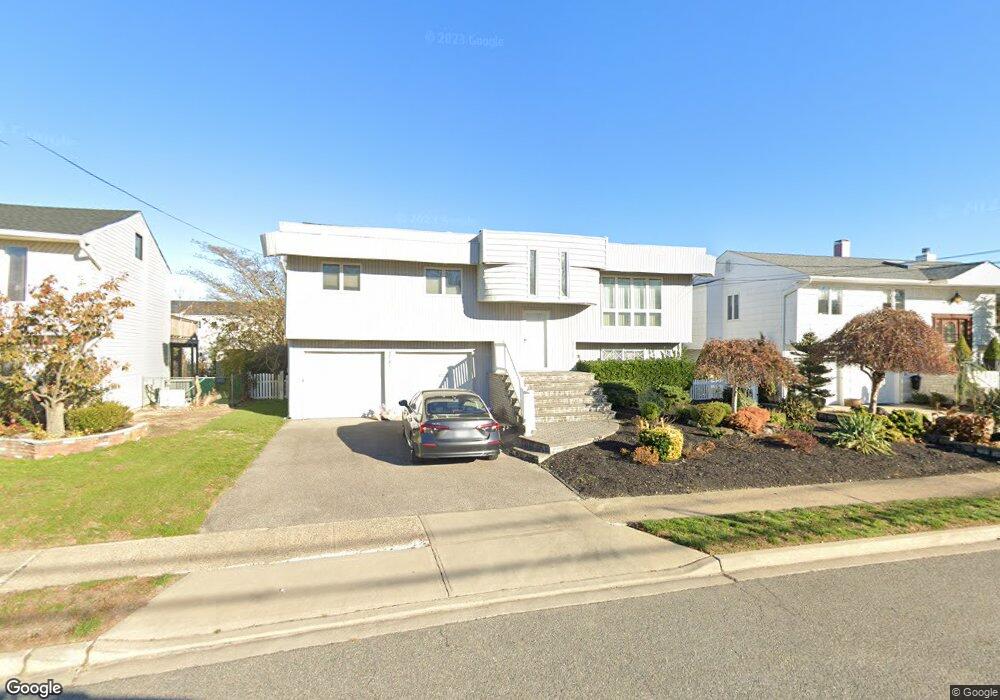 3781 Illona Ln, Oceanside, NY 11572 - photo 1