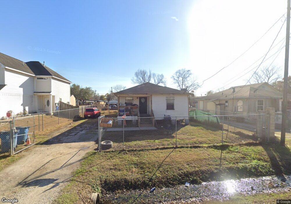 2518 Chamberlain St, Houston, TX 77093 - photo 1