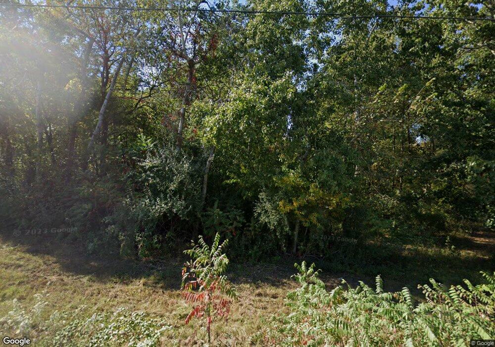 285 S 600 W, Angola, IN 46703 - photo 1