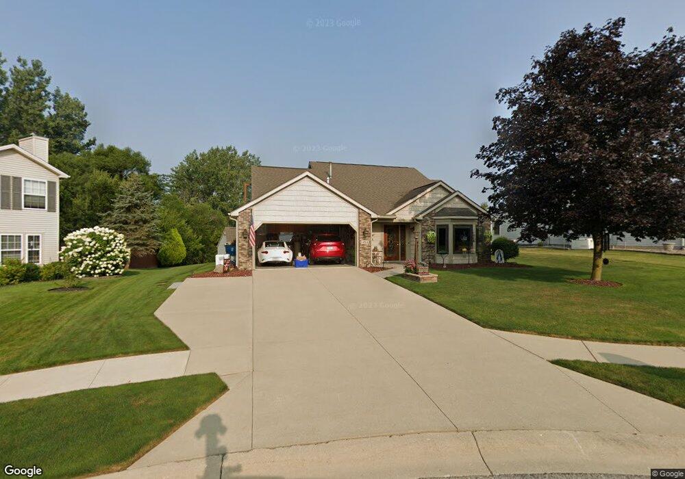 484 Lowry Way, Roanoke, IN 46783 - photo 1