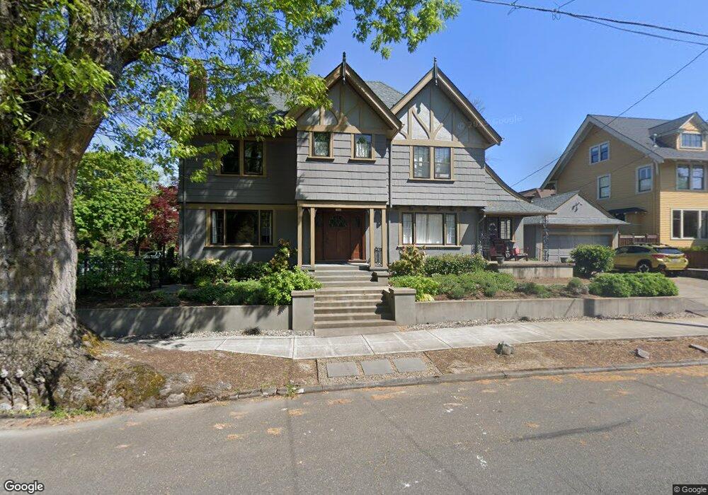 2442 NE 22nd Ave, Portland, OR 97212 - photo 1