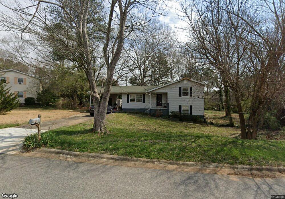 2933 Strathmoor Rd SE, Smyrna, GA 30080 - photo 1