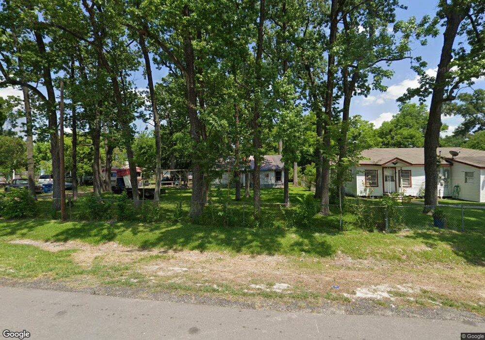 10824 Ell Rd, Houston, TX 77093 - photo 1