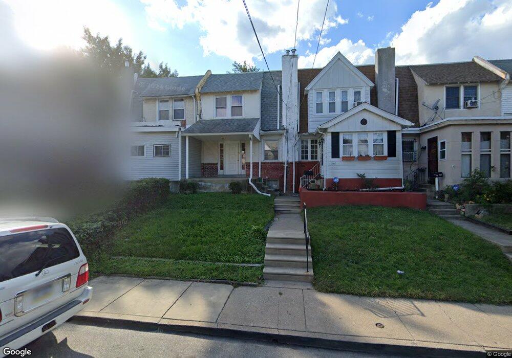 218 N Maple Ave, Lansdowne, PA 19050 - photo 1