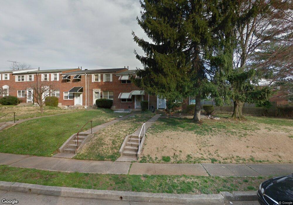 683 S Wickham Rd, Baltimore, MD 21229 - photo 1