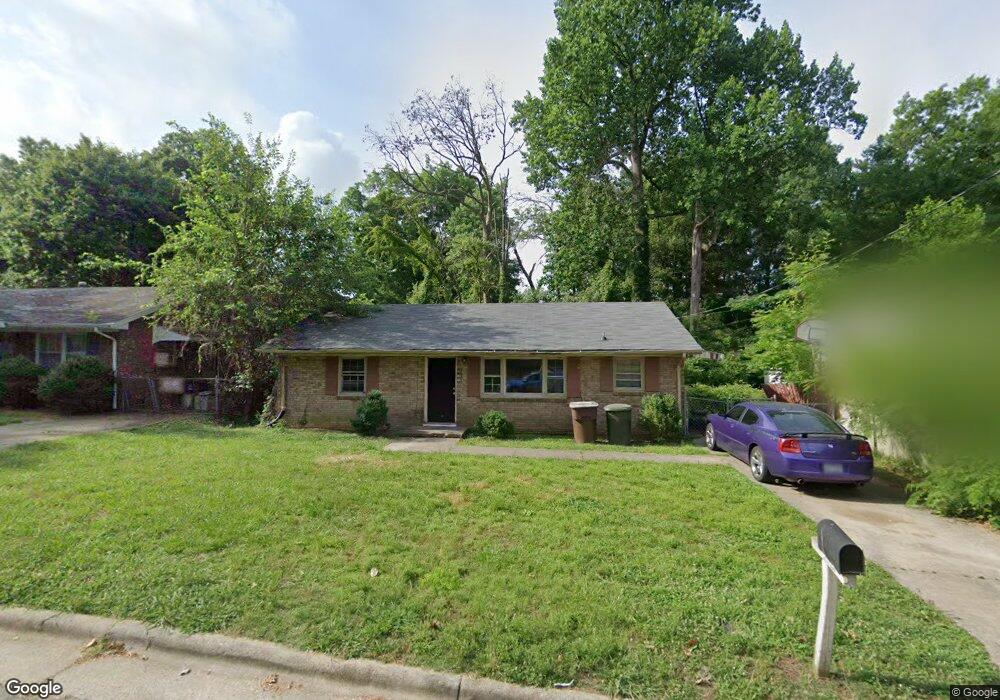 2025 Lynette Dr, Greensboro, NC 27403 - photo 1