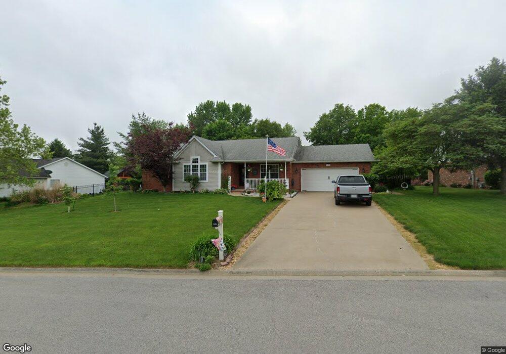 605 Meadow Lake Dr, Freeburg, IL 62243 - photo 1