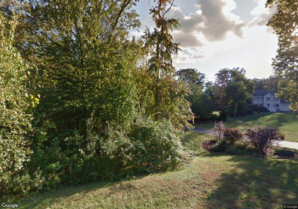 10 Abbey Rd, Londonderry, NH 03053 - photo 1