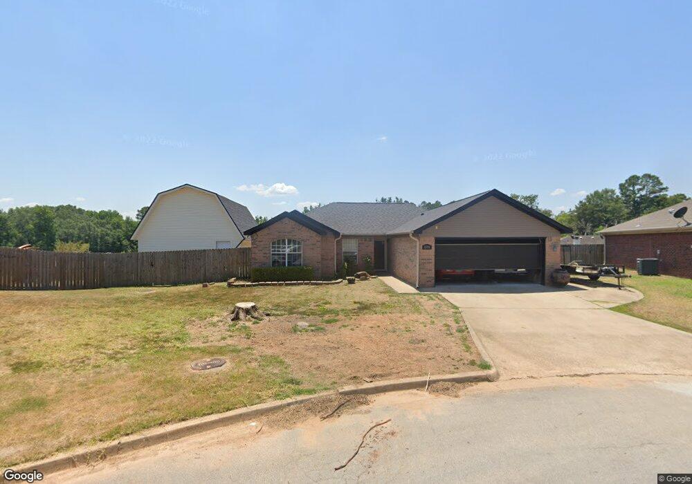 1704 Amanda Ln, Kilgore, TX 75662 - photo 1