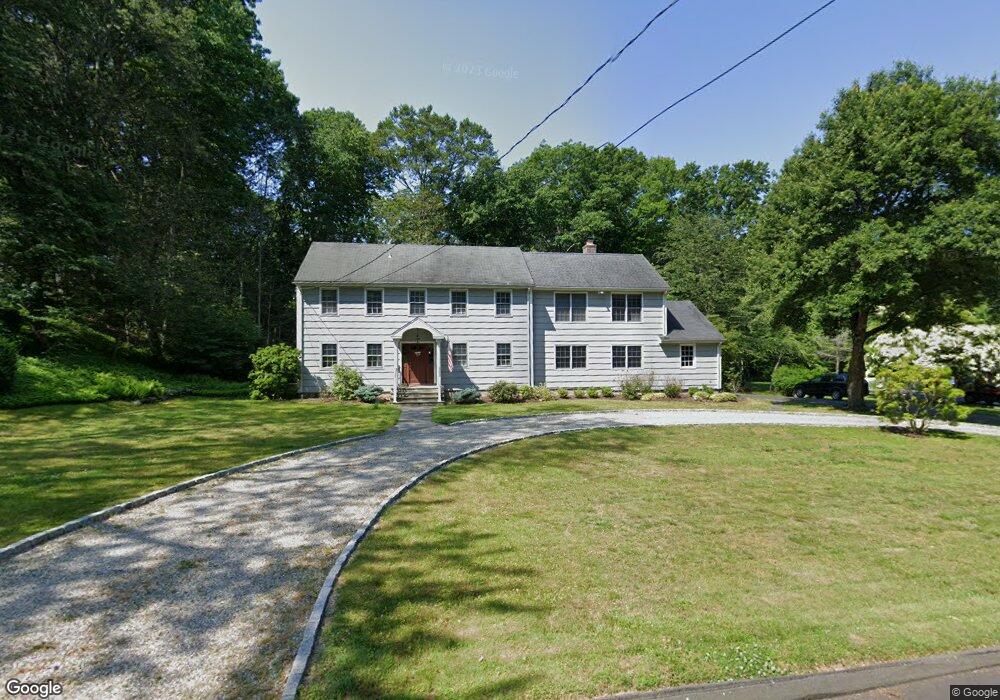 141 Sturbridge Ln, Southport, CT 06890 - photo 1