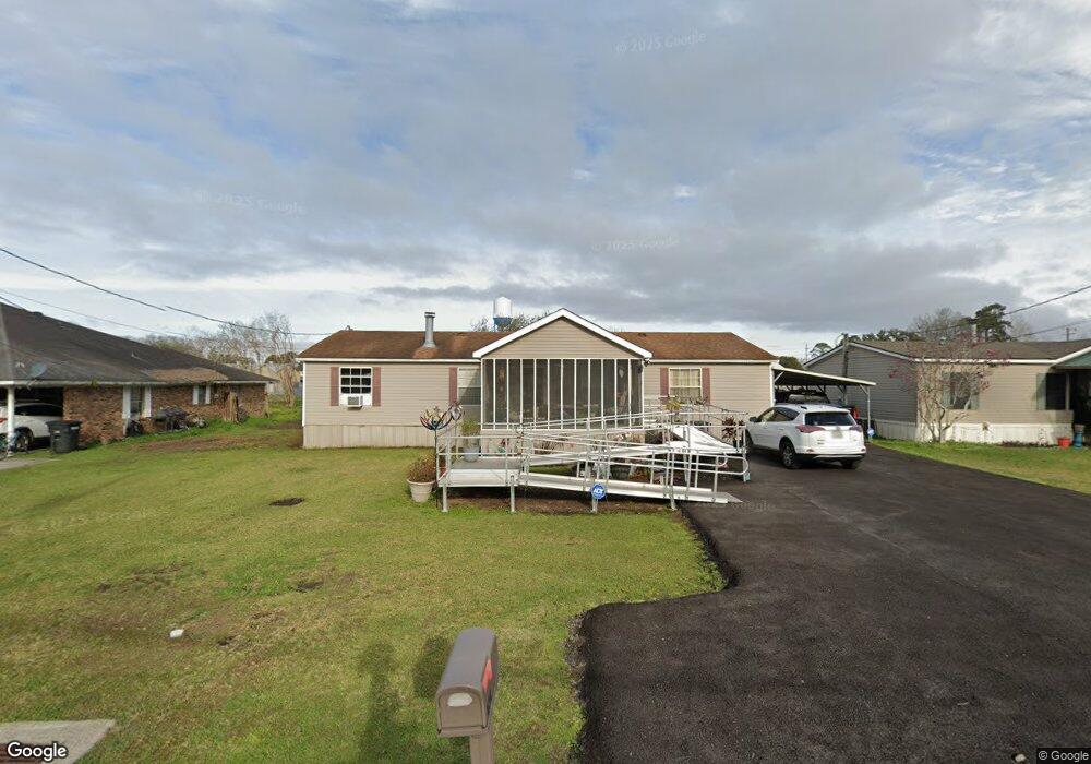 614 Weldon St, New Iberia, LA 70560 - photo 1