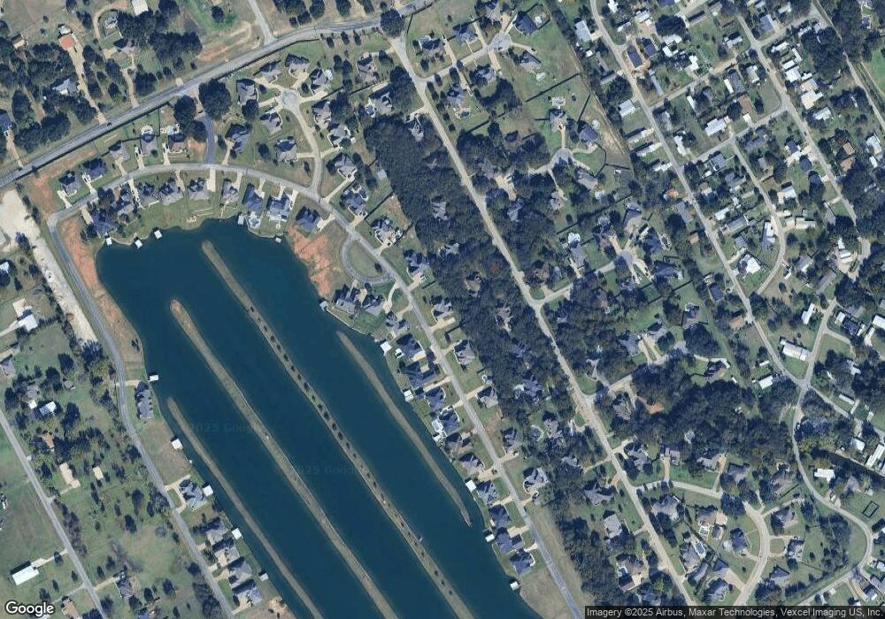 4005 Upper Lake Cir, Granbury, TX 76049 - photo 1