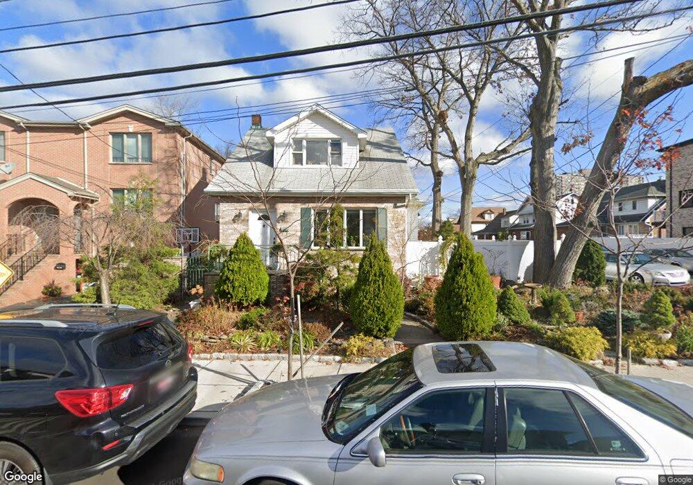 401 Lawton Ave, Cliffside Park, NJ 07010 - photo 1
