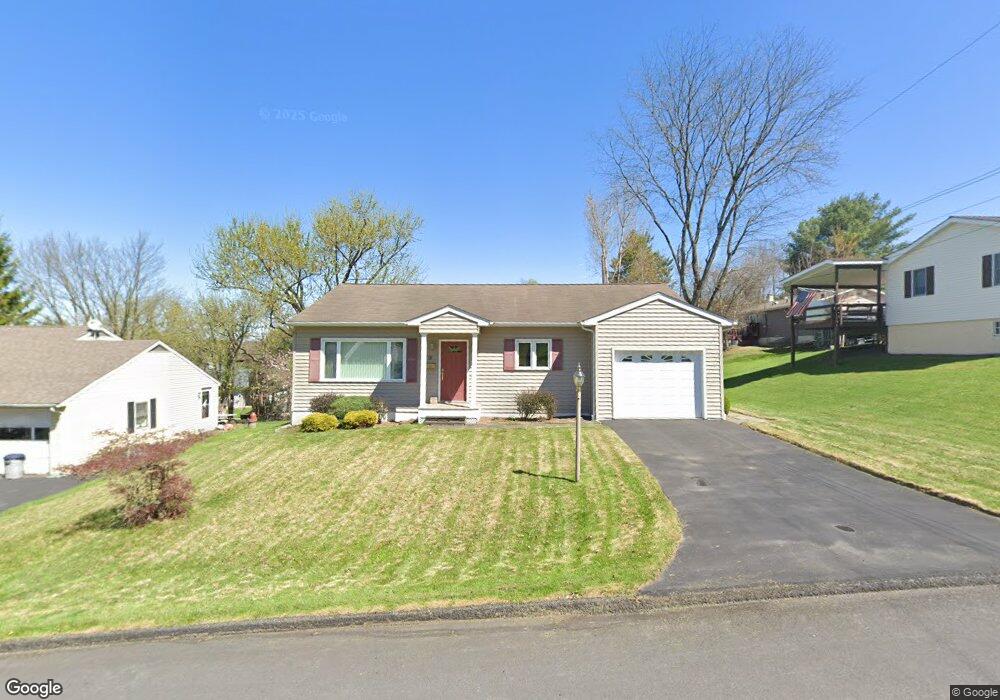 23 Maplewood Dr, Honesdale, PA 18431 - photo 1