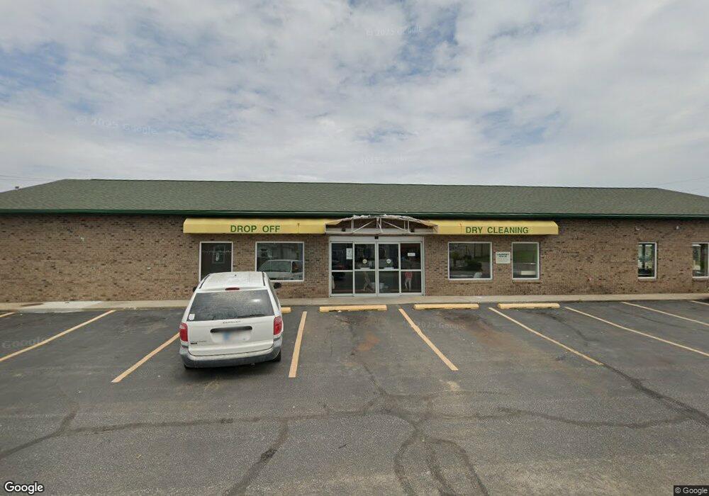 106 SW 2nd St, Loogootee, IN 47553 - photo 1