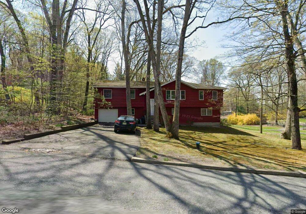 12 Roger Ct, Ringwood, NJ 07456 - photo 1