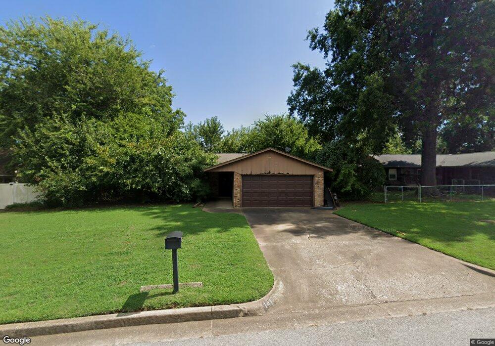 141 W Jefferson Place, Broken Arrow, OK 74011 - photo 1