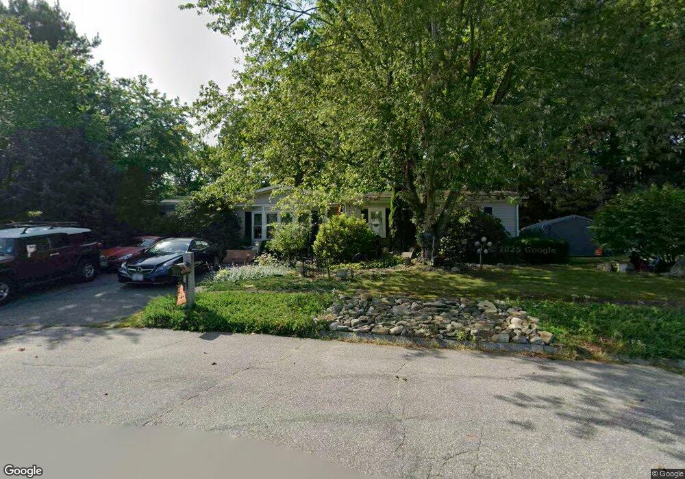 6 Hillock Cir, Nashua, NH 03062 - photo 1