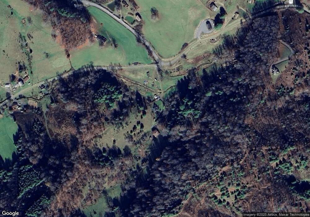 70 Bellflower, Burnsville, NC 28714 - photo 1