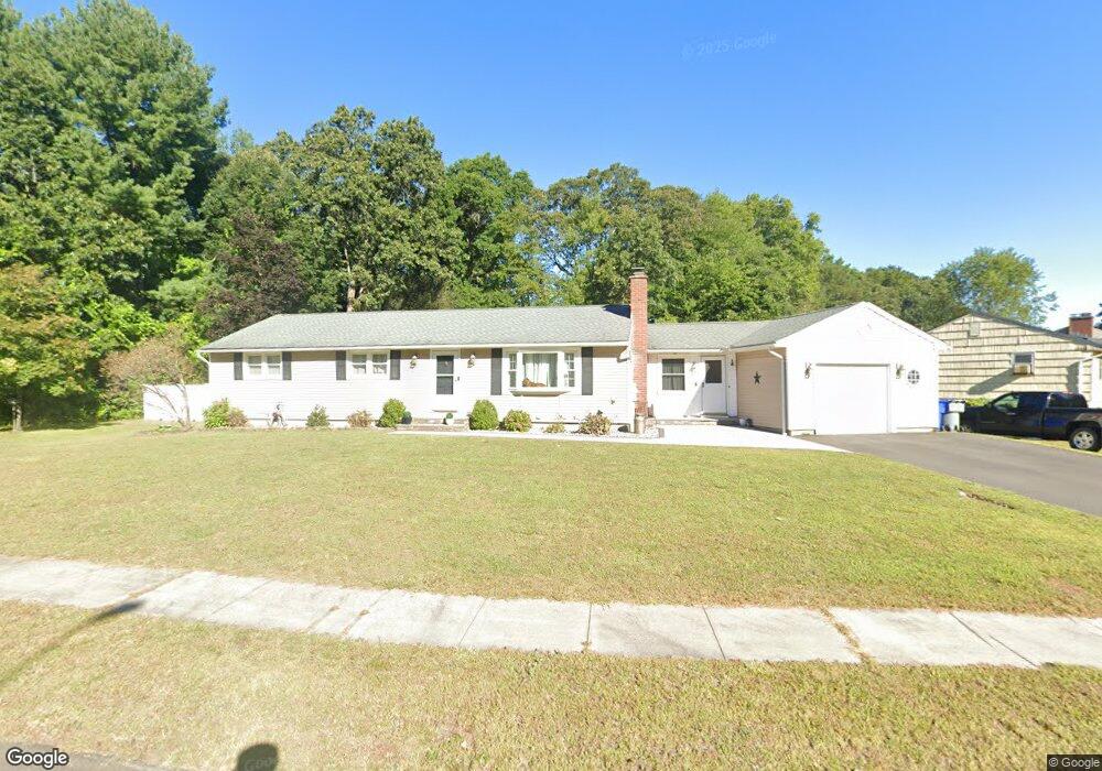 18 Deepwood Rd, Enfield, CT 06082 - photo 1