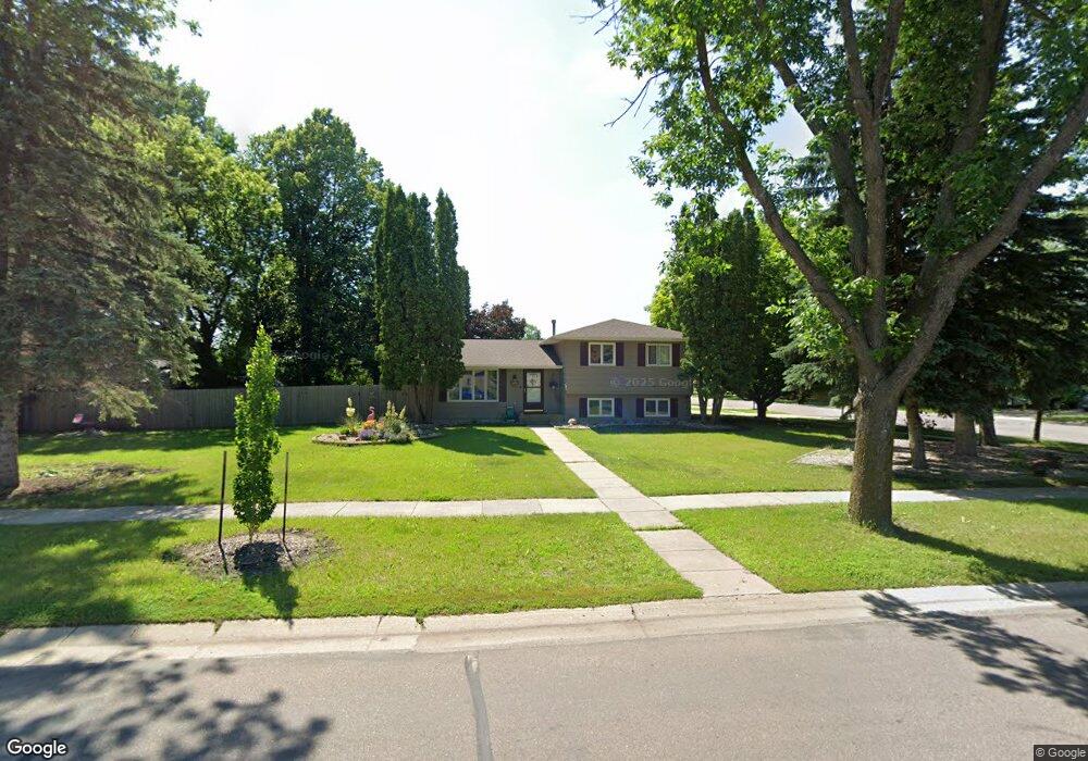 3110 Elm St N, Fargo, ND 58102 - photo 1